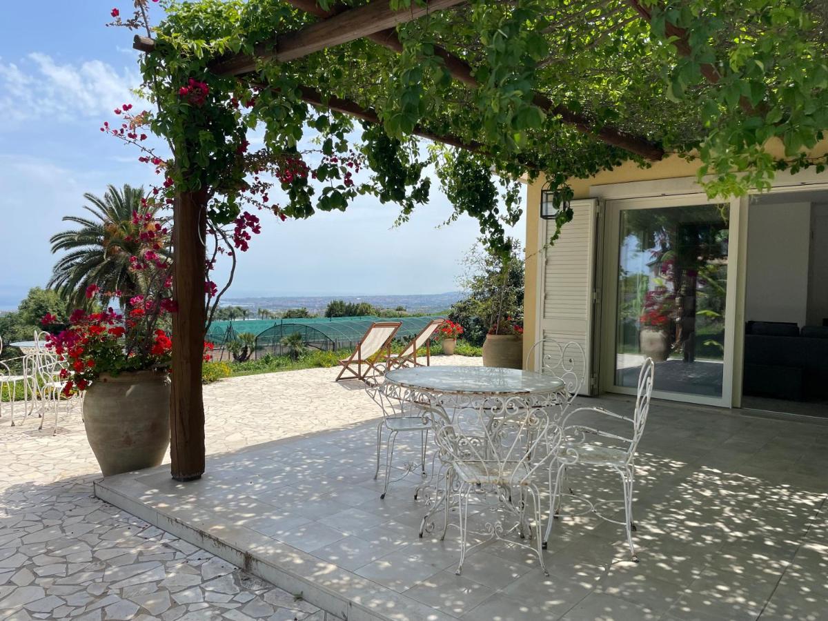 Villa Palm Hill Piedimonte Etneo Ngoại thất bức ảnh